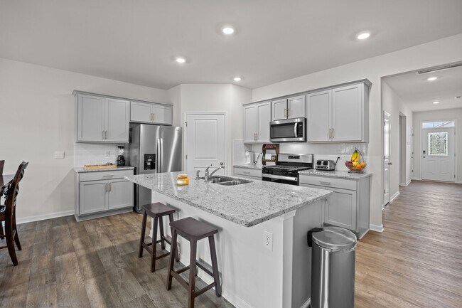 Building Photo - 400 Louisia Mae Way