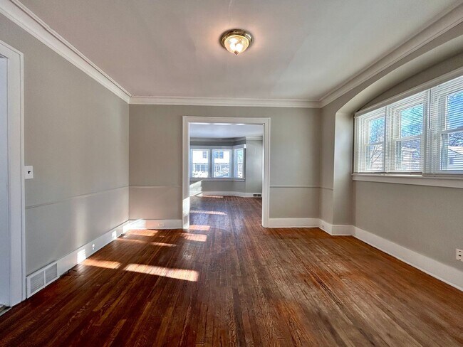 Building Photo - Spacious Four Bedroom Home in Southeast Grand Rapids