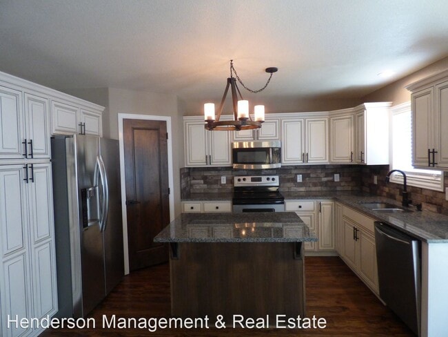 Building Photo - 4 br, 2.5 bath House - 2045 Prairie Hill Dr