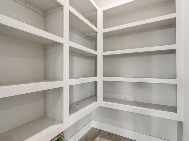 Building Photo - 14525 Rochefort Ln