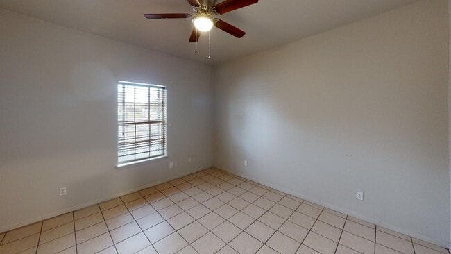 Building Photo - 1621 Bagby Ave