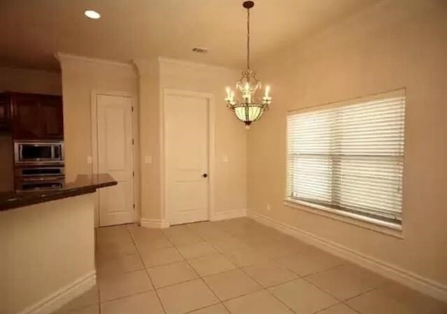 Building Photo - 7 Stonebrook Ct