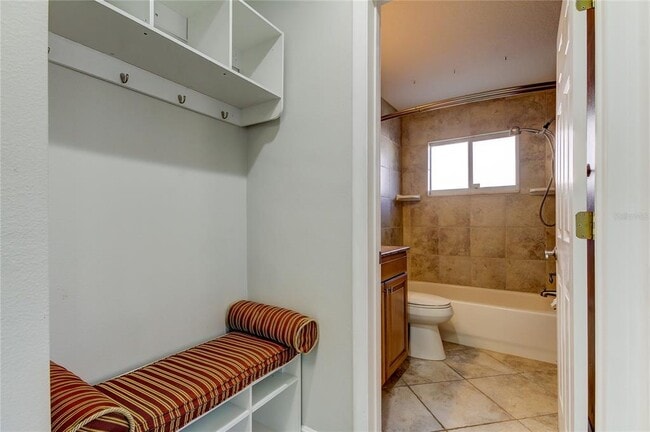 Building Photo - 407 15th Ave