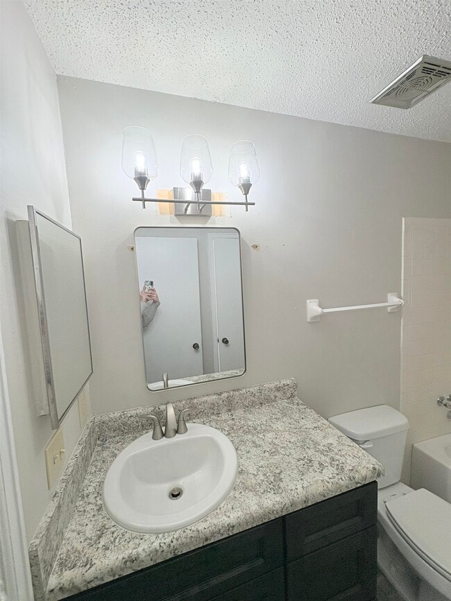 Building Photo - 1346 Terrace St