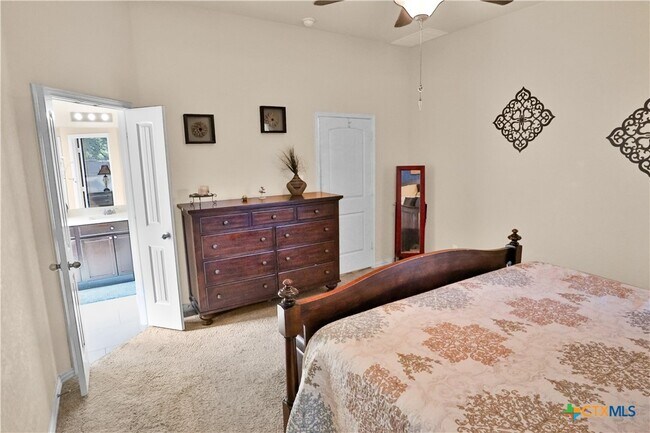 Building Photo - 15523 Birdstone Ln
