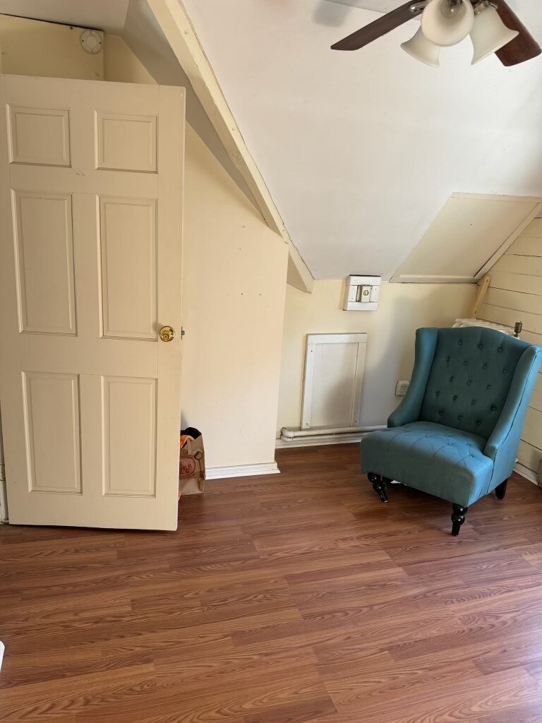 Building Photo - 219 Partridge St