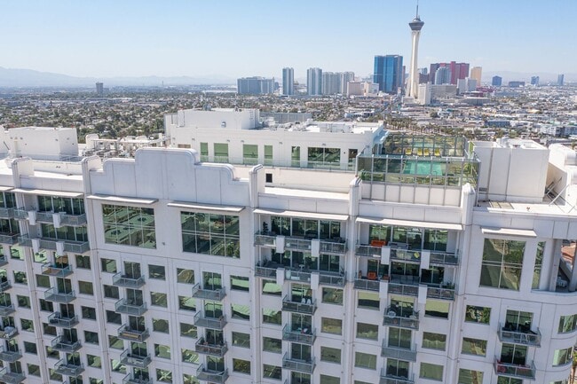 Building Photo - Modern Industrial Loft at Soho Lofts – 1BR/2BA High-Rise in the Arts District, City & Mountain Vi...