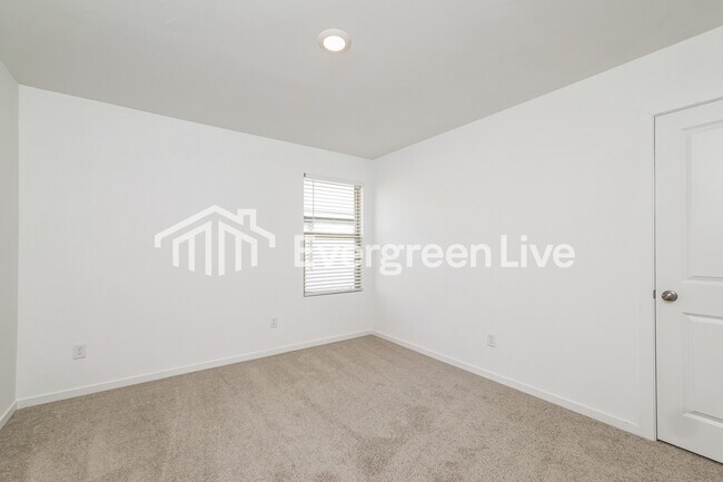 Building Photo - 12516 Huntington Rdg Wy