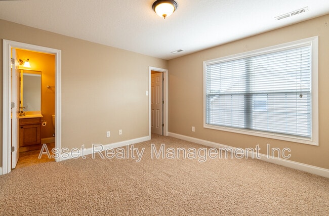 Building Photo - 6451 Ridgewalk Ln