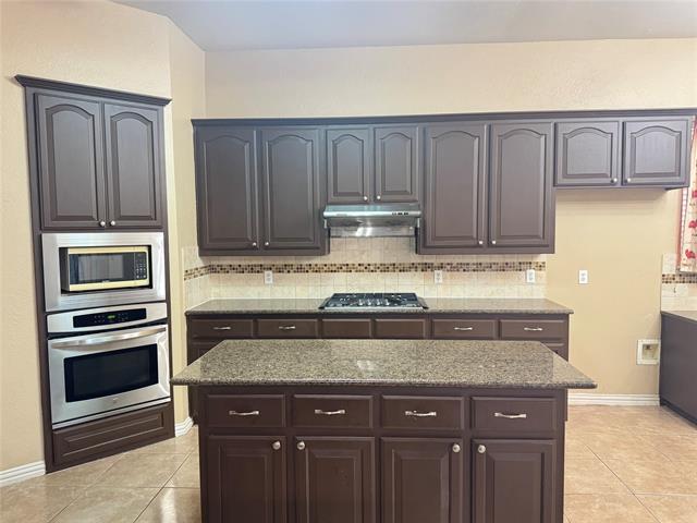 Building Photo - 3615 Elmsted Dr