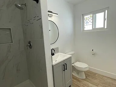 Building Photo - 804 Duo Ct