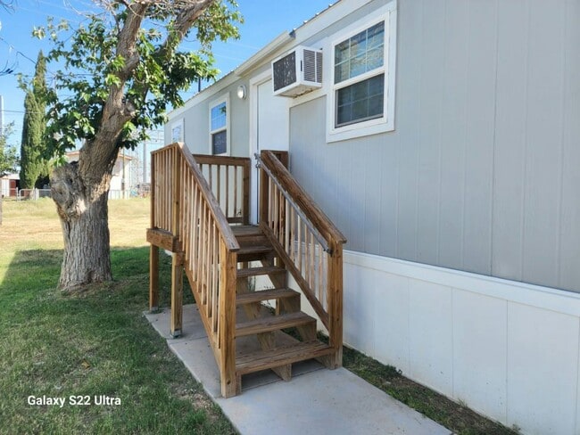 Building Photo - 1136 Gary Terrace