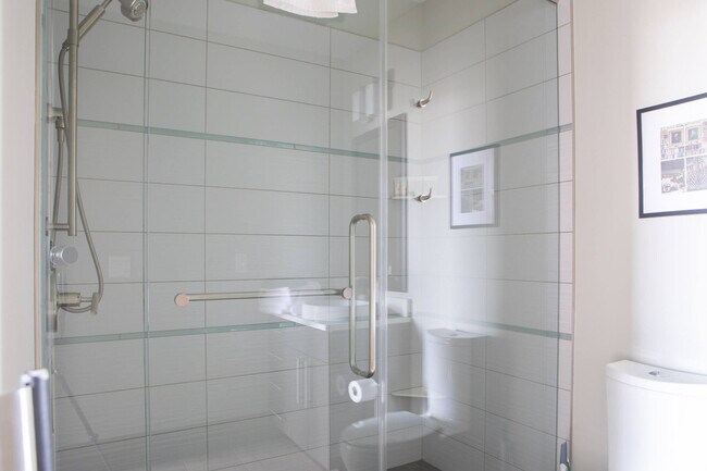 Building Photo - 225 E Michigan St