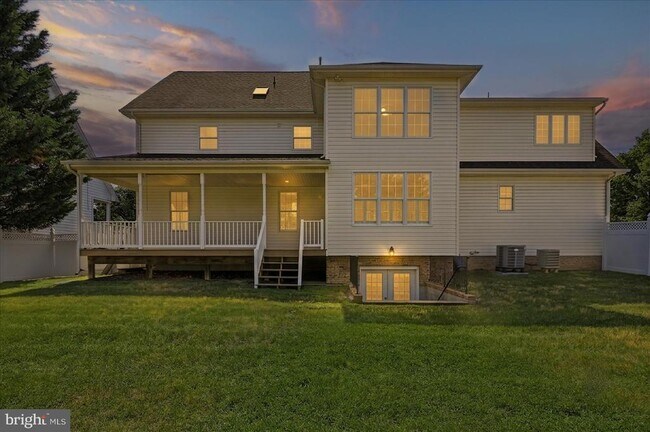 Building Photo - 104 Bramble Ct