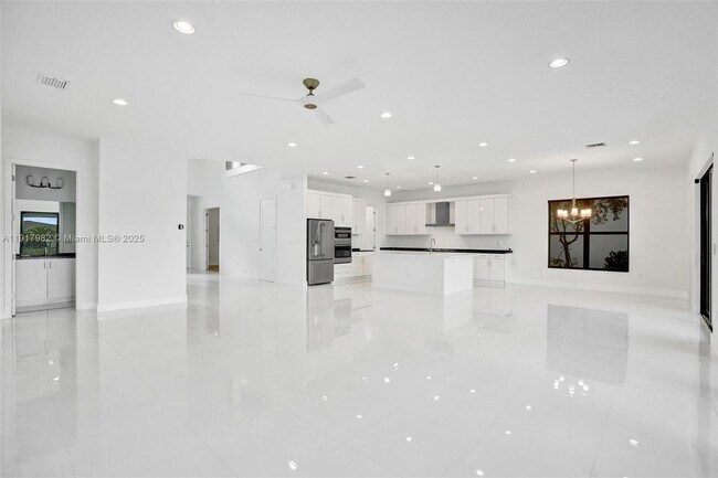 Building Photo - 17130 Wandering Wave Ave