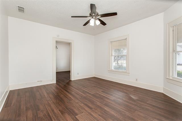 Building Photo - 316 W Avenue A