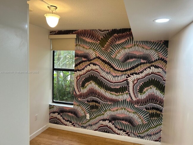 Building Photo - 888 Douglas Rd