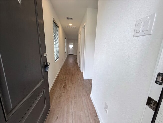 Building Photo - 21511 Carosella Dr