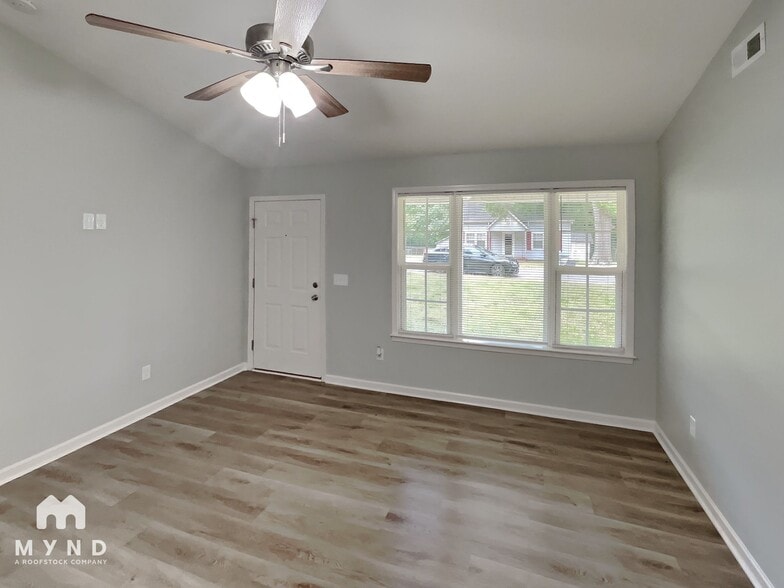 Building Photo - 1848 Haynes Ave