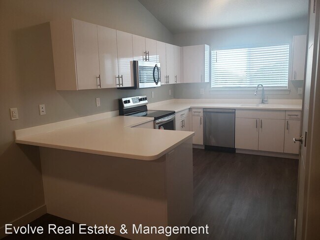 Building Photo - 2 br, 1 bath House - 1141 E 1320 S Bld D 304