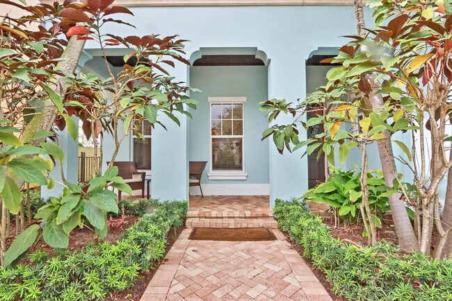 Building Photo - 124 Tulip Tree Ct