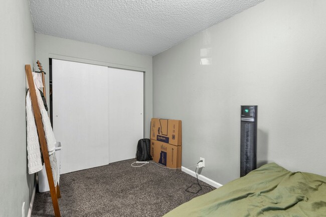 Building Photo - University Park 1 bed 1 bath Condo in walk...