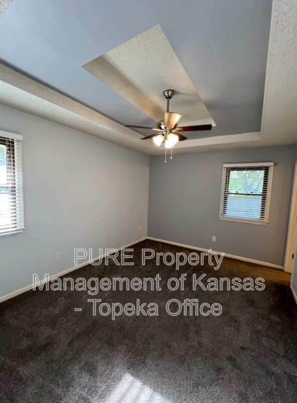 Building Photo - 2013 NW 84th Terrace