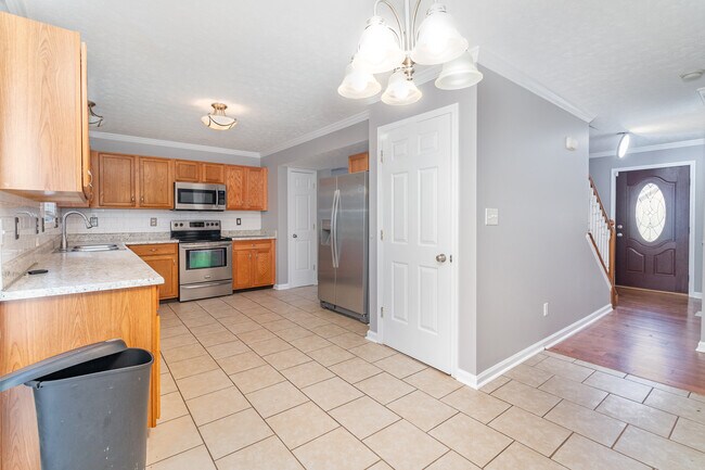 Building Photo - 10116 Winding River Way