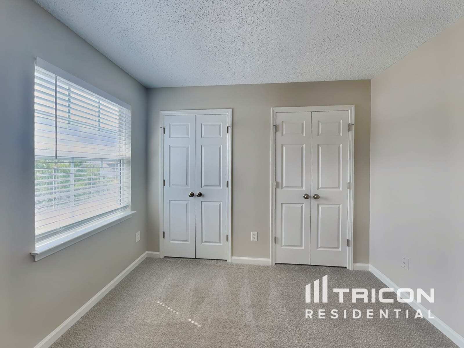 Building Photo - 3525 Sunset Hollow Ct