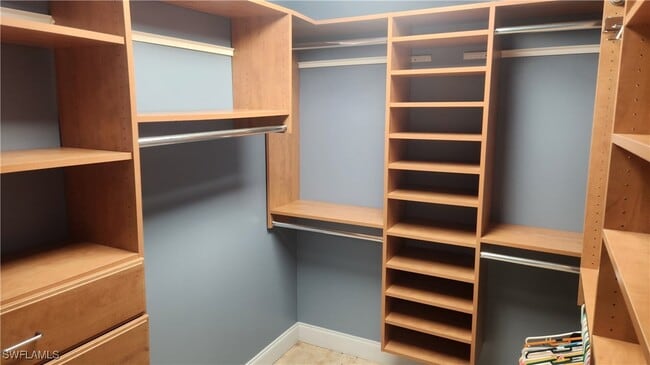 Building Photo - 4344 Beechwood Lake Dr