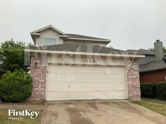 Primary Photo - 1150 Lombard Ln