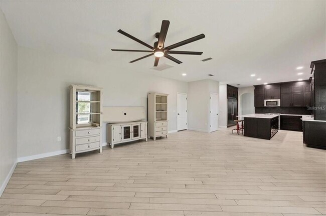 Building Photo - 15530 Aqua Cir
