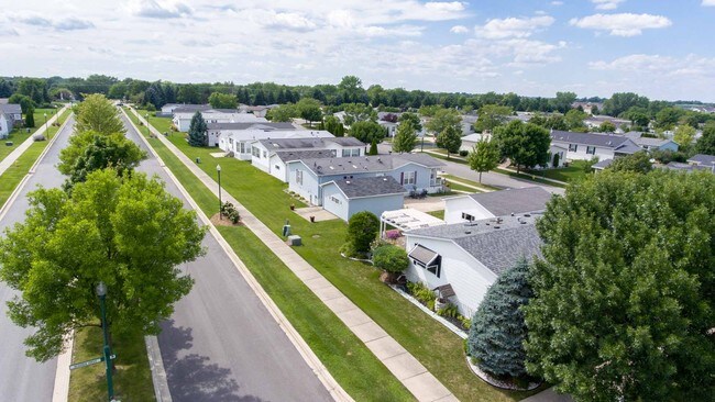 Aerial Photo - Maple Brook