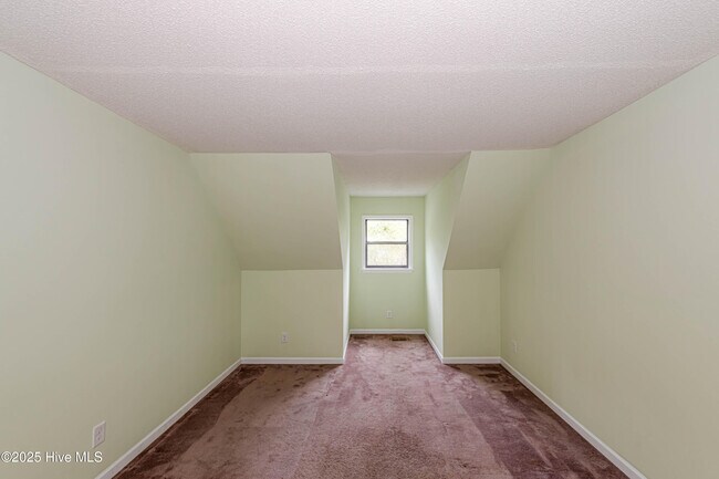 Building Photo - 1100 Audrey Ct