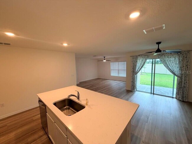 Building Photo - 4163 SW 53rd Ln Rd