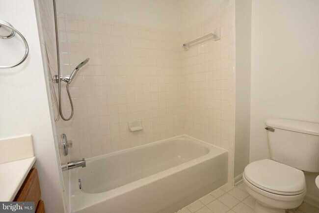 Building Photo - 1411 Campbell Ct NE