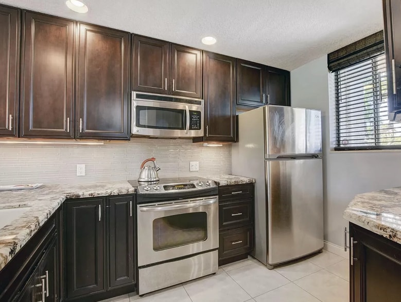 Building Photo - 4345 Trevi Ct