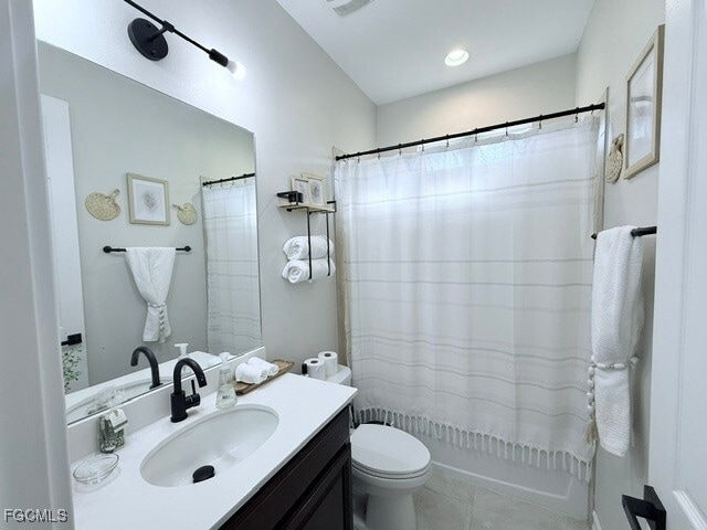 Building Photo - 2852 Royal Gardens Ave