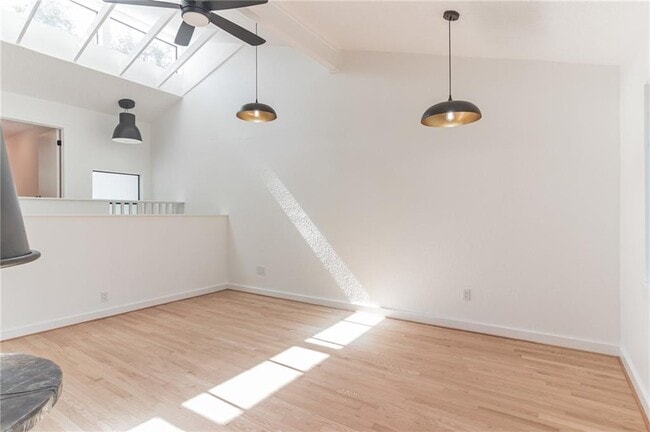 Building Photo - 2200 Trailside Dr