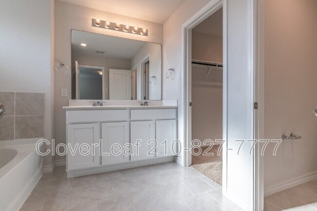 Building Photo - 22142 Pivot Point