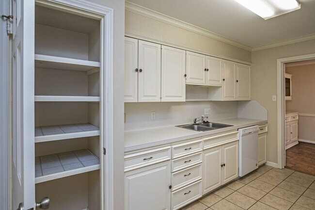 Building Photo - Colony Park Dr 3712/3714