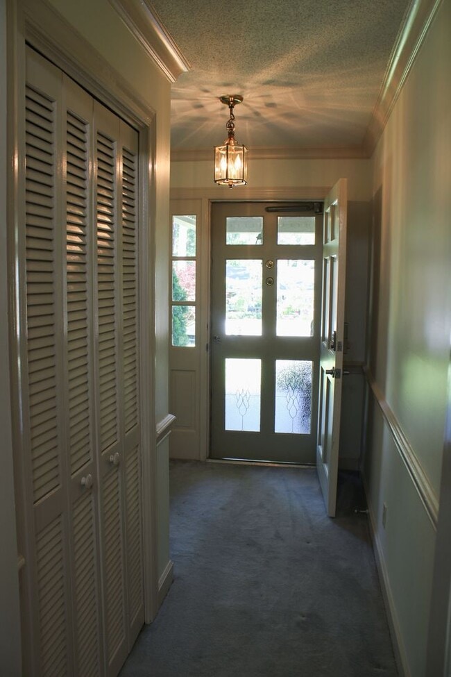 Building Photo - 1409 Chesnee Dr