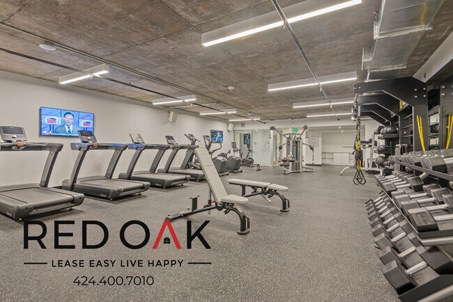 Building Photo - 1550 Lincoln Blvd