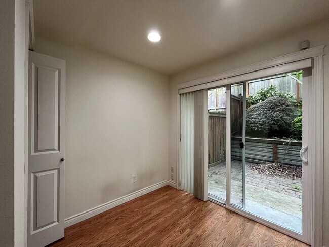 Building Photo - 1428 NW 59th St