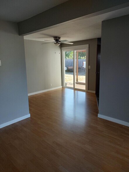 Building Photo - 2589 Melrose Loop