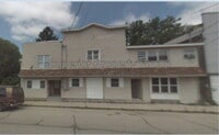 Building Photo - 150 S River St