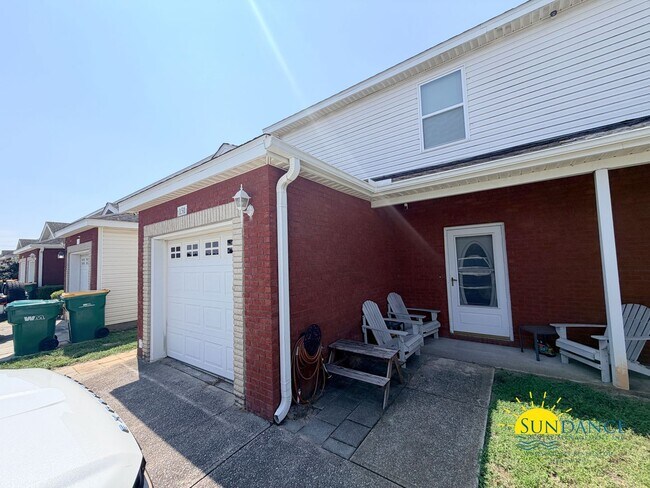 Building Photo - 1150 Airport Rd
