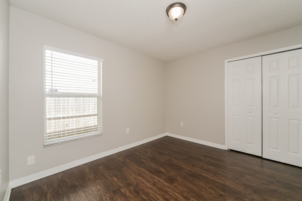 Building Photo - 4307 Bayside Dr