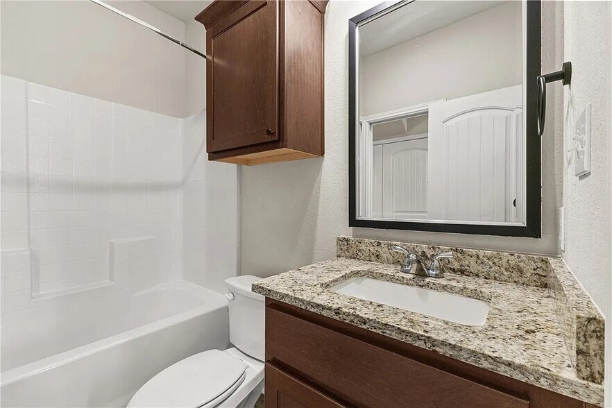 Building Photo - 3013 Marvel Ct