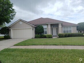 Building Photo - Large 3 BR 2 BA Rental in Desirable Area